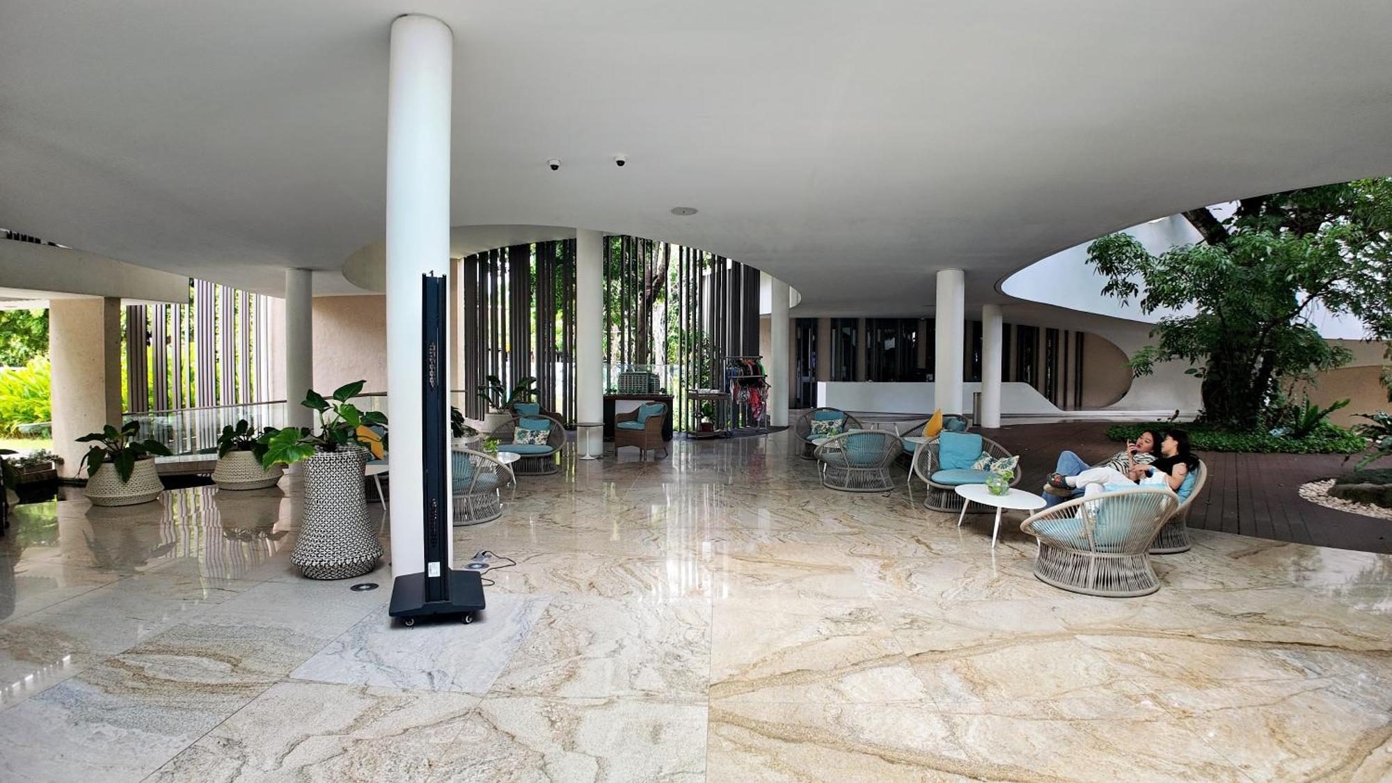 Dominiks Stylish Resort Gem Ocean View Pool Queen Bed At Tambuli 8 Floor Fast Wifi Мактан Екстер'єр фото
