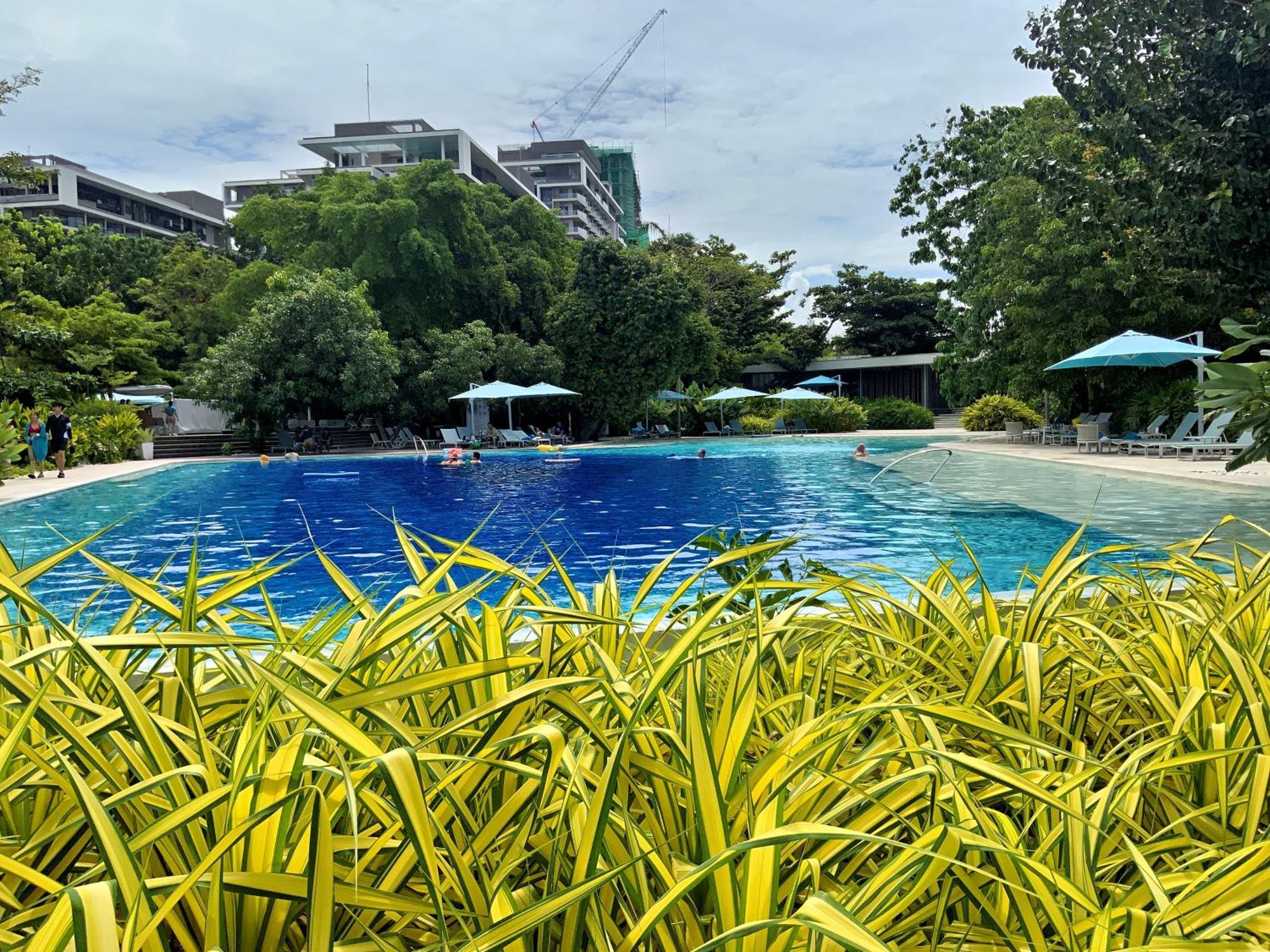 Dominiks Stylish Resort Gem Ocean View Pool Queen Bed At Tambuli 8 Floor Fast Wifi Мактан Екстер'єр фото