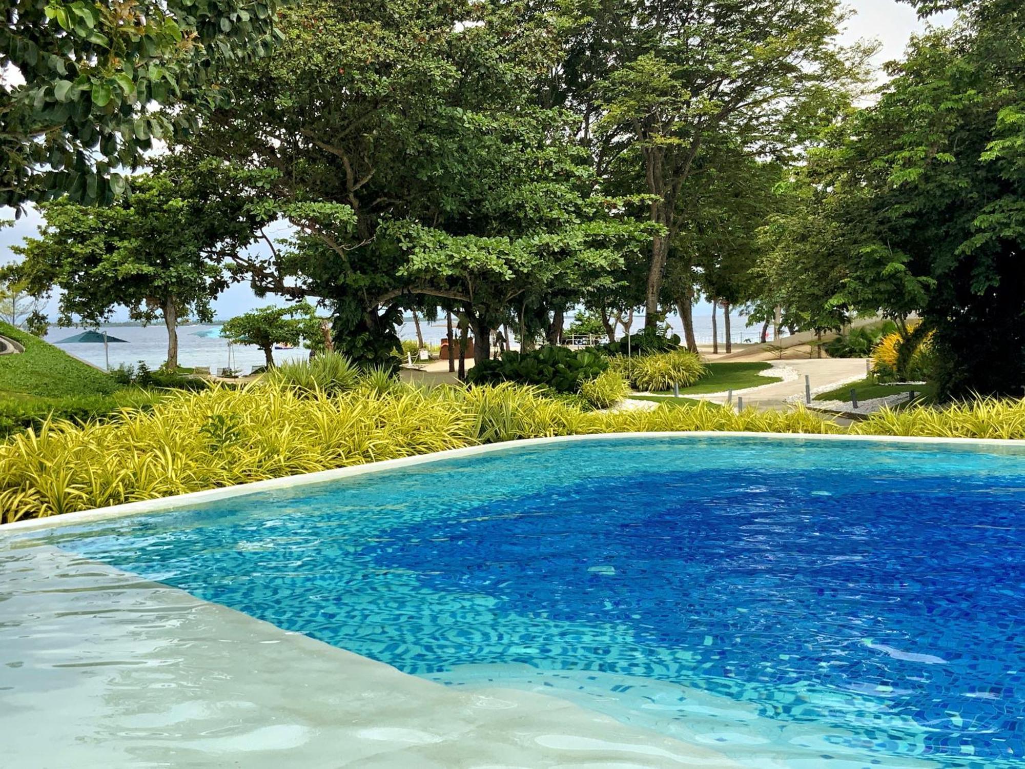 Dominiks Stylish Resort Gem Ocean View Pool Queen Bed At Tambuli 8 Floor Fast Wifi Мактан Екстер'єр фото