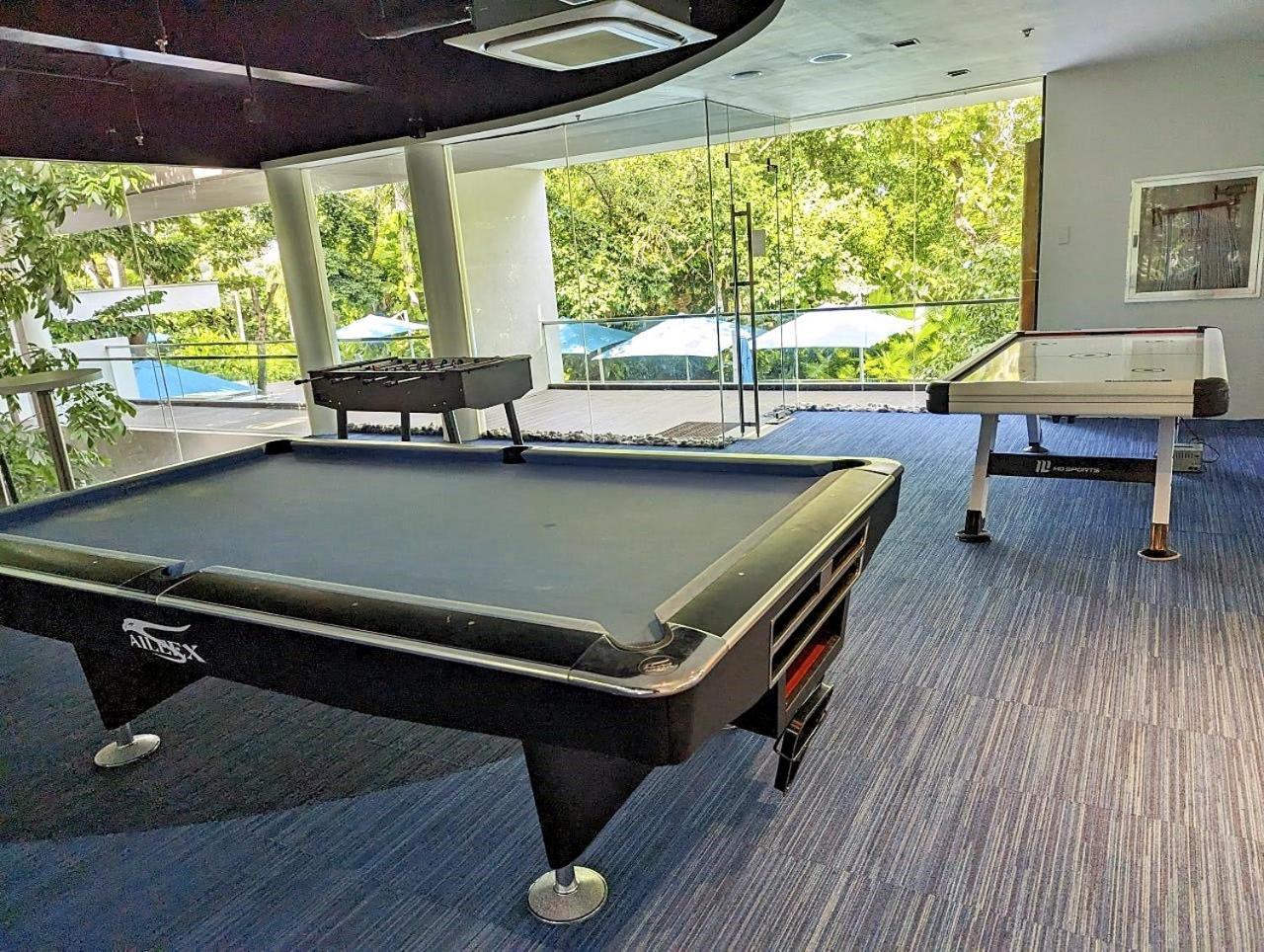 Dominiks Stylish Resort Gem Ocean View Pool Queen Bed At Tambuli 8 Floor Fast Wifi Мактан Екстер'єр фото